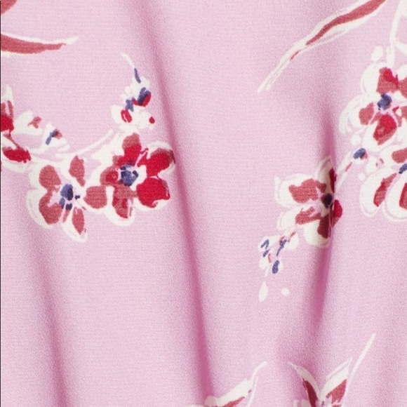 Socialite Button Front Top - Picture 3 of 7